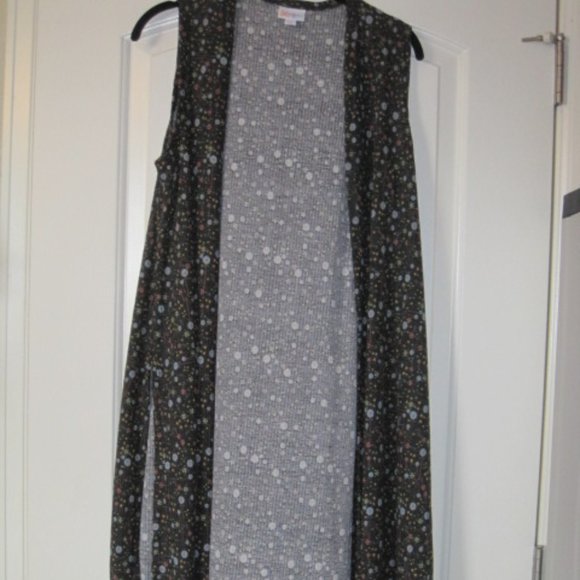 Lularoe Grey Floral Joy Vest - Picture 1 of 6